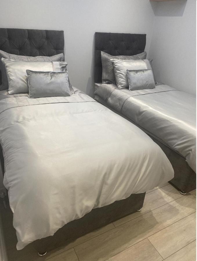 Modern 3-Bed Apartment In Magherafelt Sleeps 8 Exteriör bild