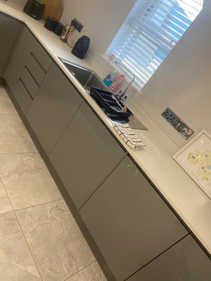 Modern 3-Bed Apartment In Magherafelt Sleeps 8 Exteriör bild